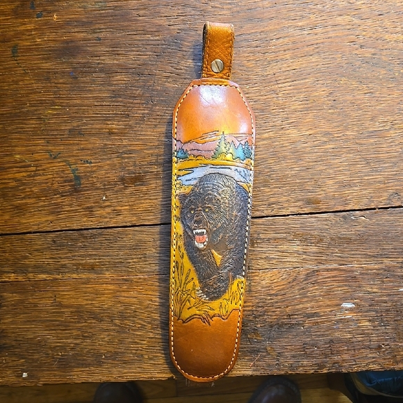 Vintage Other - Vintage guitar strap grizzly bear